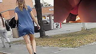First-class upskirt in public with a lady in jeans skirt